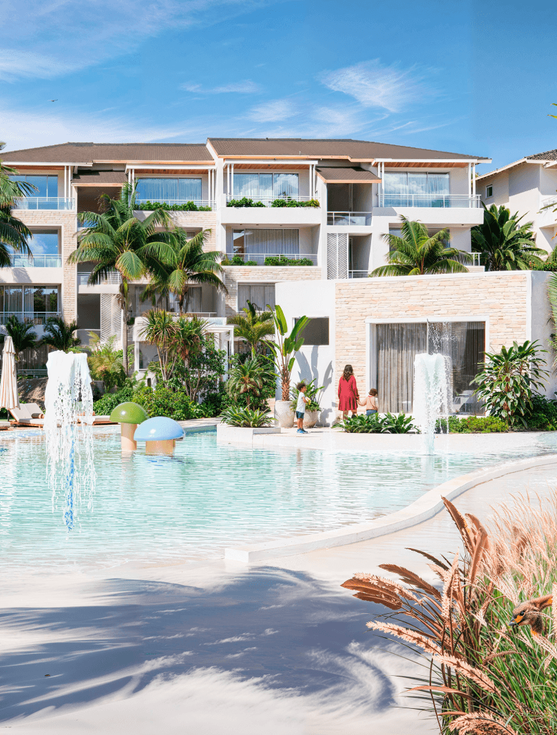 Aurora Dominicus Amenities — Pool and social areas